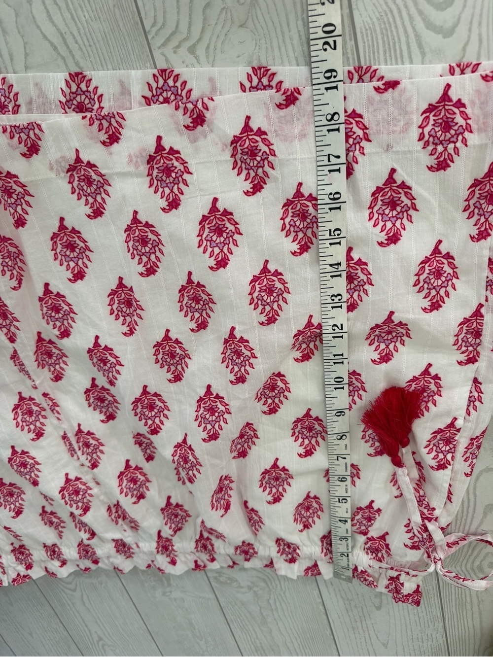 Roller Rabbit x Target Bouquet Pull On Shorts - Picture 10 of 11